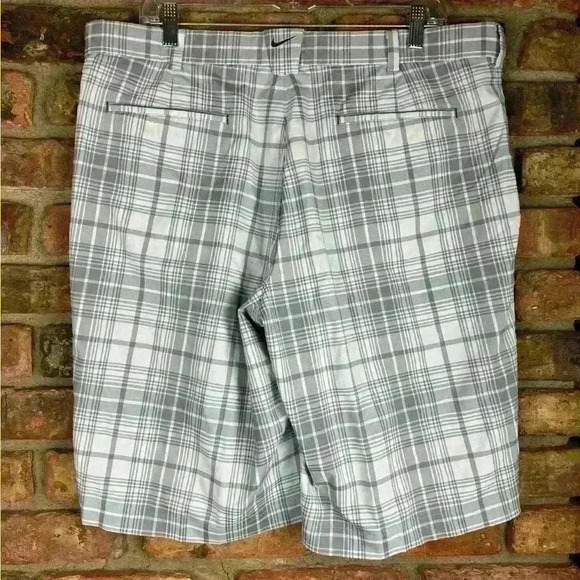 Nike Golf Tour Performance Shorts Men size 36 Gray Plaid 509182-100 Dri-Fit - Picture 2 of 2